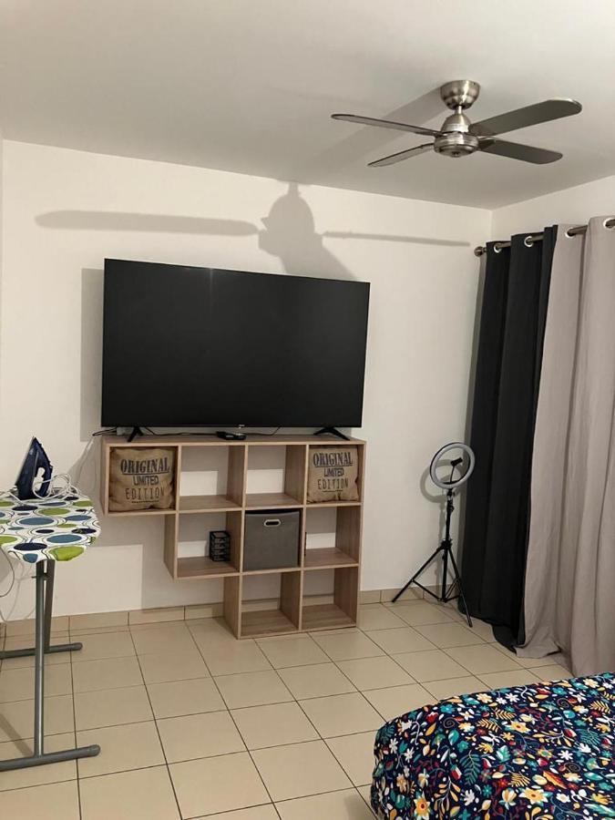 Goutali Apartment Saint-Denis Luaran gambar